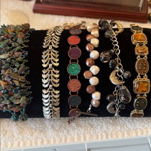 Come dig with me.  Unlisted gorgeousness in every price range. - Picture 16 of 16